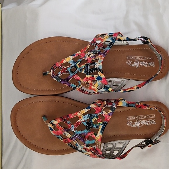 Coach and Four Women's Sandals EUC - Picture 3 of 7